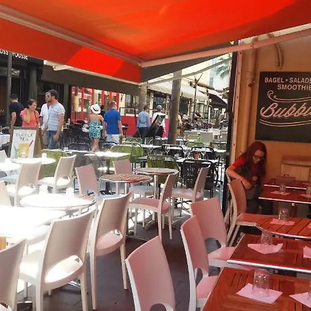 3mn A Pied De La Avec Terrasse شقة أنتيب
