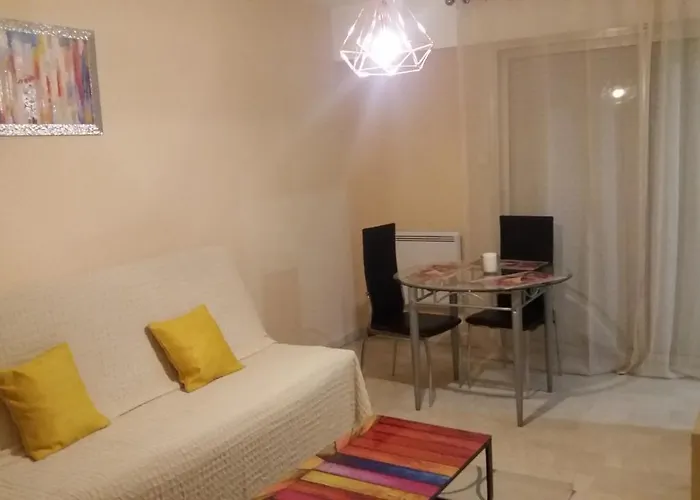 Apartamento 3mn A Pied De La Avec Terrasse Antibes