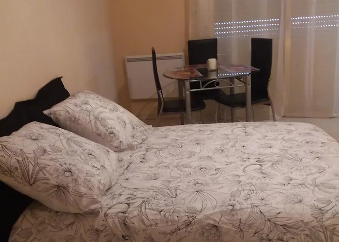 Apartamento 3mn A Pied De La Avec Terrasse *